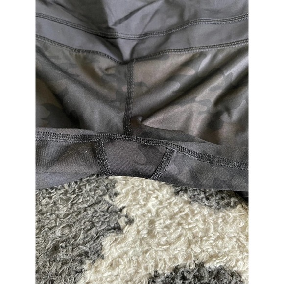 Lululemon Run Inspire Crop Leggings - Picture 2 of 4